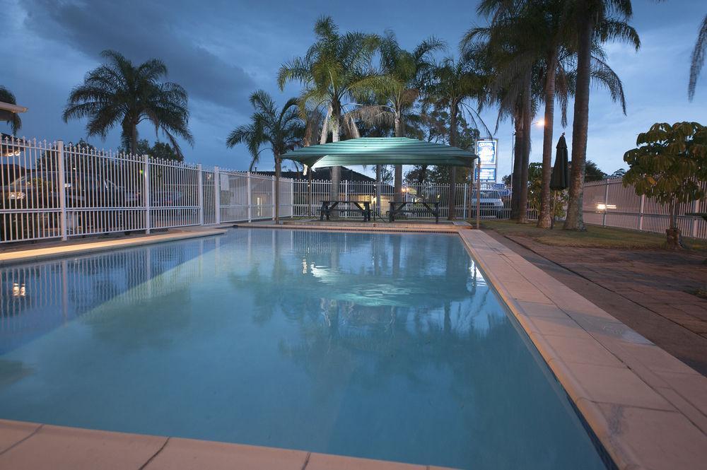 Colonial Terrace Motor Inn Raymond Terrace Eksteriør billede